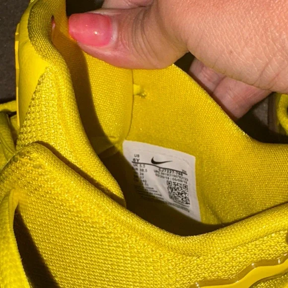 Kyrie SpongeBob sneakers - Picture 8 of 8